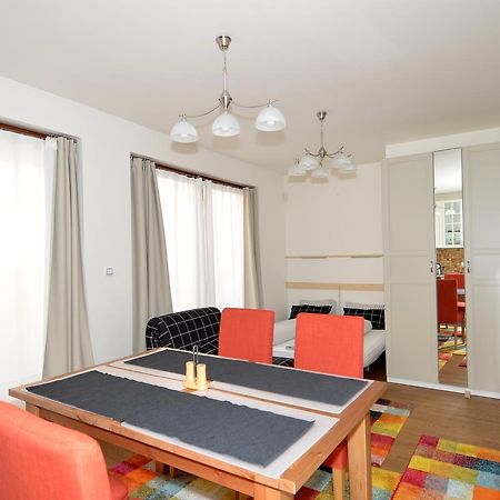 Apartman Mozartova Apartment Прага Екстериор снимка