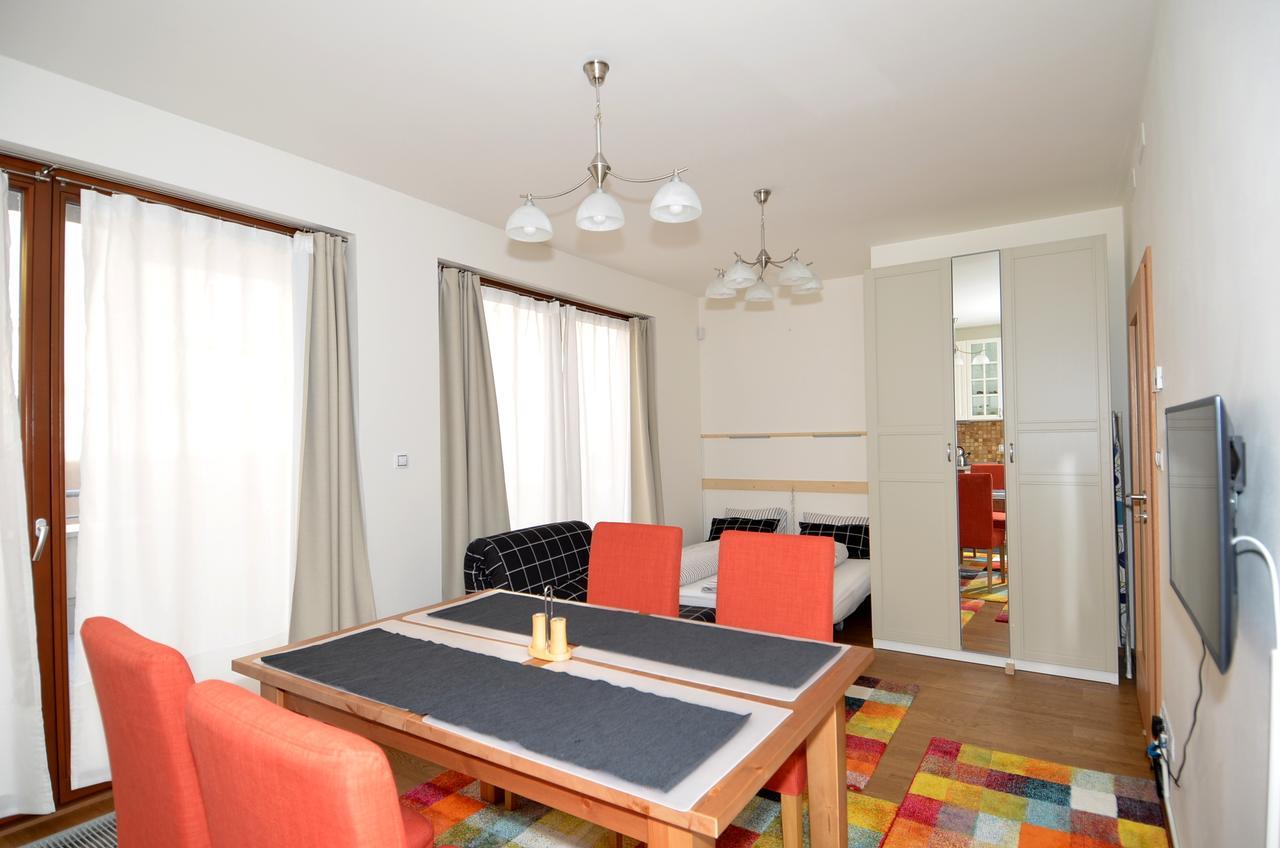 Apartman Mozartova Apartment Прага Екстериор снимка
